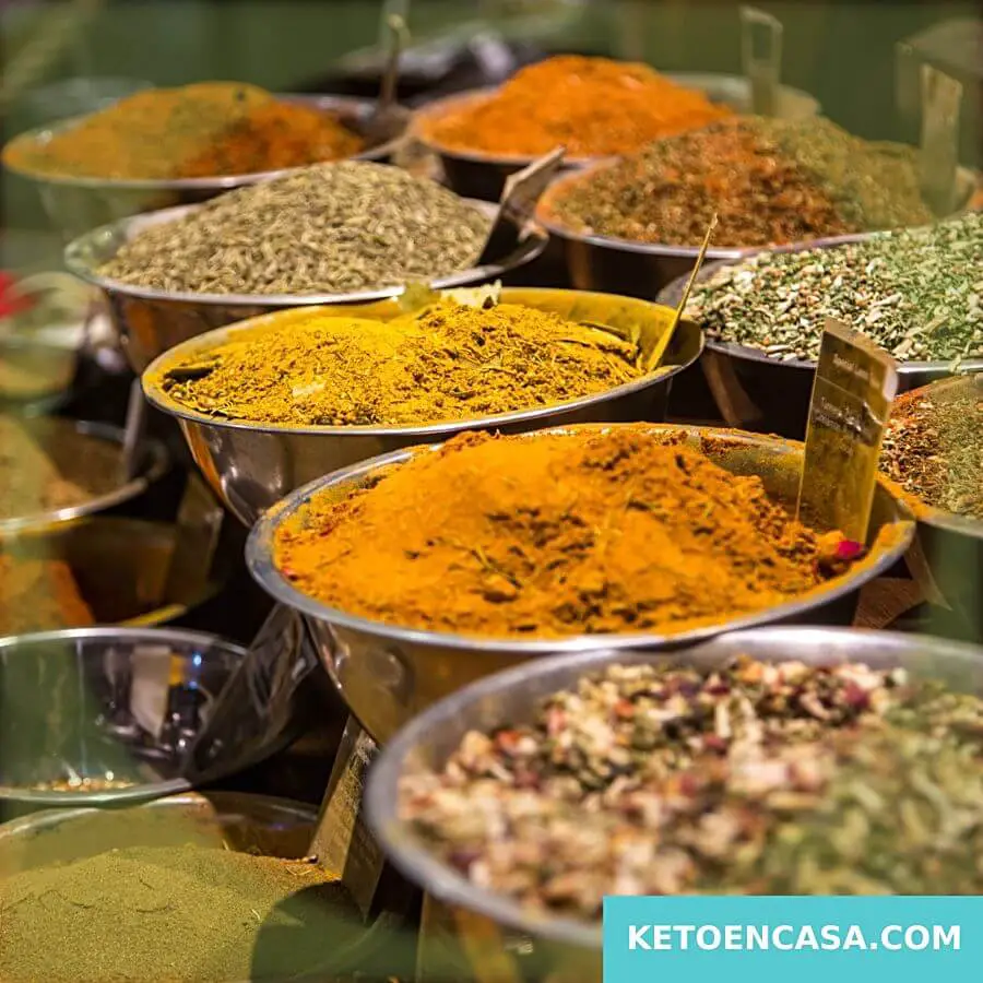 Receta de curry de cordero Madras Keto